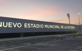 campo de futbol de jaen encendido (1) Rótulos luminosos en Albacete