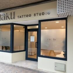 Fachadas para negocios de tatuajes en Albacete